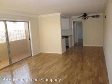 Main picture of 423 S Holt Ave