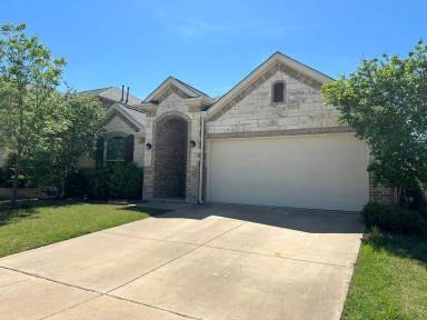 Main picture of 16616 Central Garden Ln