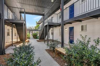 Main picture of 2714 Jefferson Street - 103