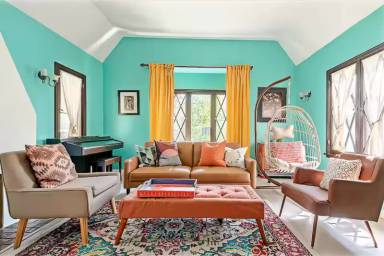 Main picture of 2161 Magnolia Ave
