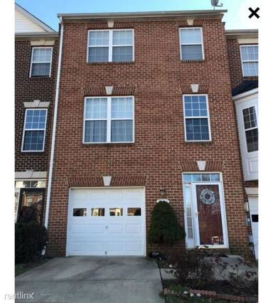 Main picture of 2646 Lacrosse Pl