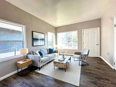 Main picture of 155 W 43rd St