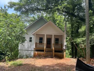 Main picture of 447 Rosa Nell Howard St