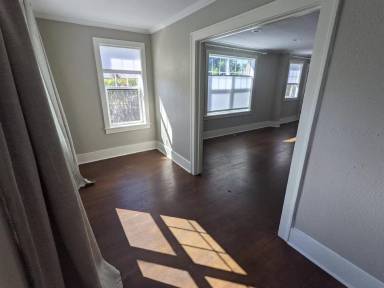 Main picture of 1427 4th St