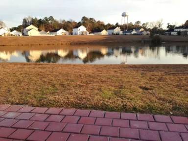 Main picture of 112 Broad River Dr