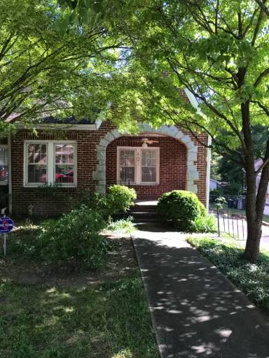 Main picture of 407 W 3rd Ave