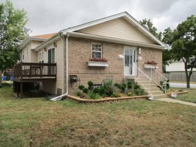 Main picture of 525 Ingraham Ave