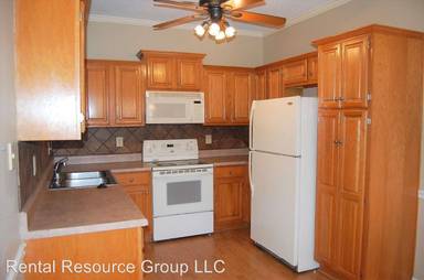 Main picture of 104 Chase Creek Cir