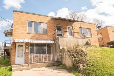 Main picture of 809 Broadway