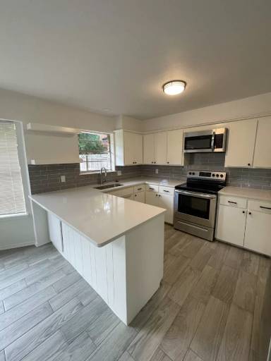 Main picture of 6005 NW 84th Pl
