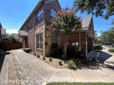 Main picture of 3105 Aurora Dr