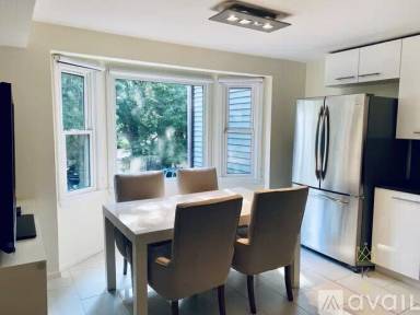 Main picture of 103 Beaconsfield Rd