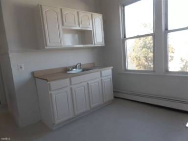 Main picture of 404 10th Ave