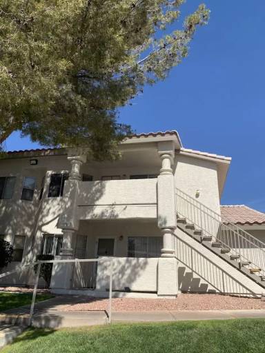 Main picture of 463 Mesa Blvd