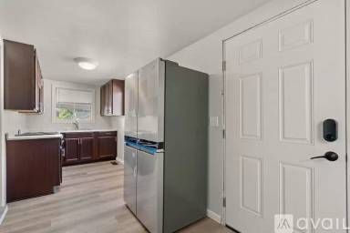 Main picture of 612 S 15th Ave