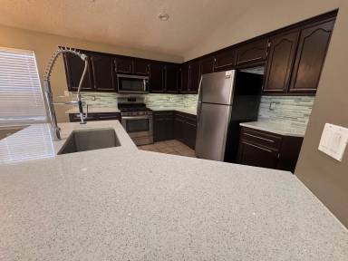 Main picture of 9701 Tapatio Dr NW