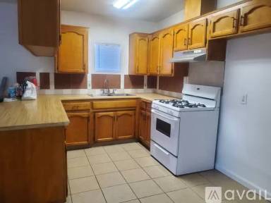 Main picture of 0 S B St