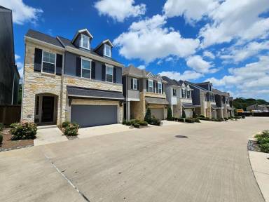 Main picture of 8045 Emerald Rock Dr