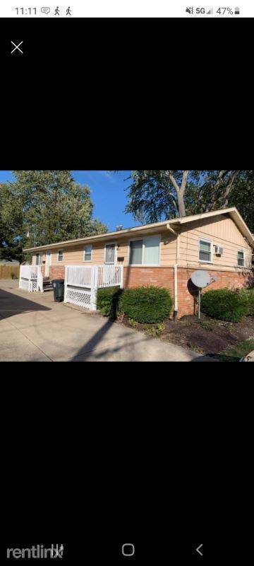 Main picture of 101 W Woodsdale Ave