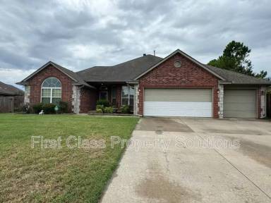 Main picture of 9508 S Country Club Dr
