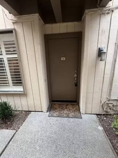 Main picture of 546 Woodside Oaks