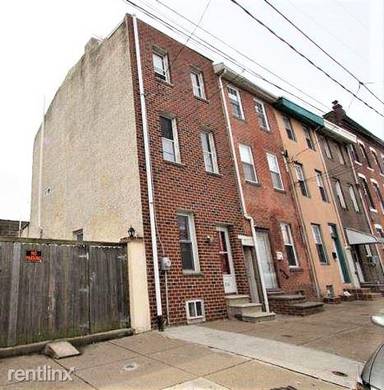 Main picture of 216 W Oxford St