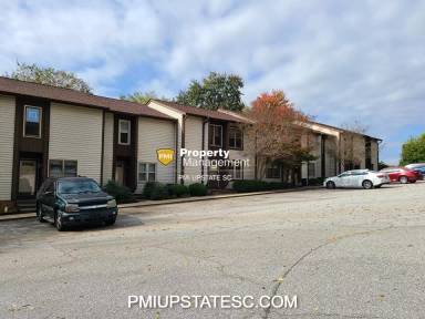 Main picture of Holly Towne Condominiums