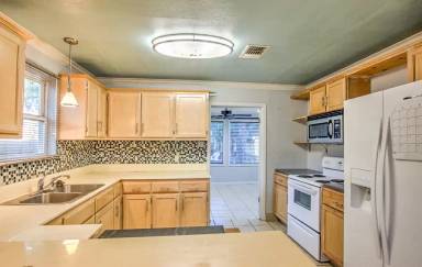 Main picture of 1312 Park St