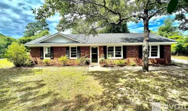 Main picture of 5117 Lord Byron Rd