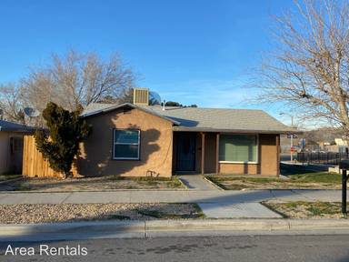 Main picture of 113 Parkway St