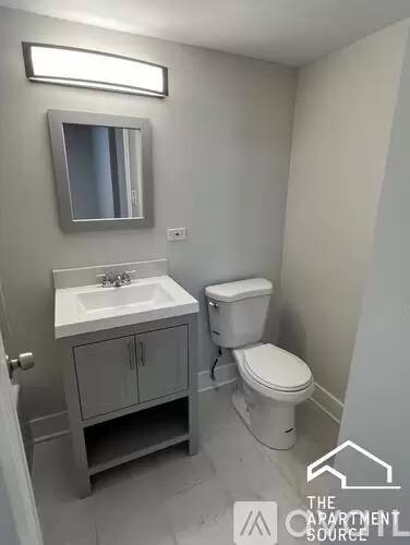 Main picture of 1908 S May St