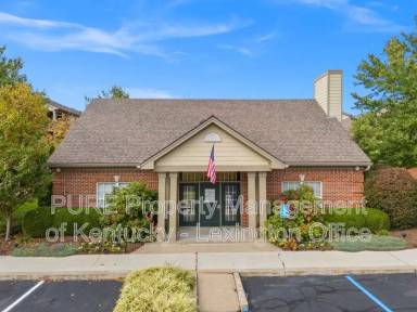 Main picture of Wellington Chase Condominiums