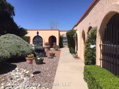 Main picture of 1040 S Calle de la Temporada