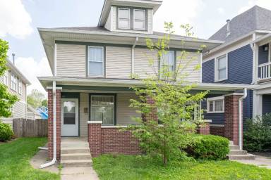 Main picture of 2437 N Pennsylvania St