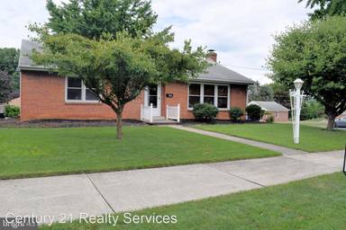 Main picture of 847 E Maple St