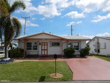 Main picture of 4580 NW 17th Ave