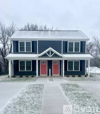 Main picture of 2229 Kenwood Blvd SE