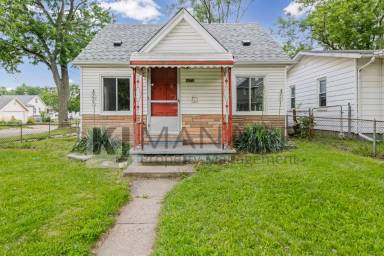 Main picture of 405 W Garfield Ave