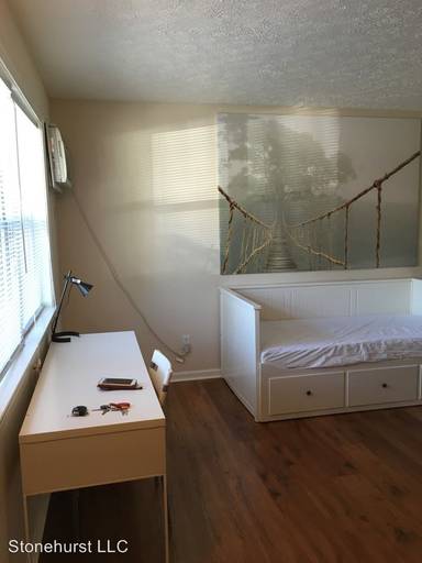 Main picture of Stonehurst Studios