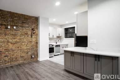 Main picture of Edgewater Gardens Apartments