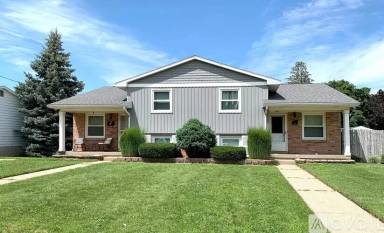 Main picture of 1247 33rd St SW