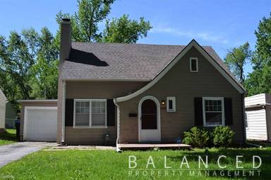 Main picture of 2405 SW 10th Ave