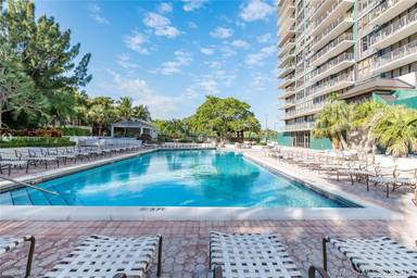 Main picture of Palm Bay Yacht Club Condo