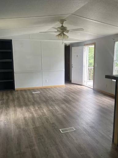 Main picture of 111 Fletcher Way