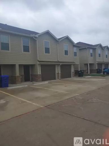 Main picture of 10001 Pantherway