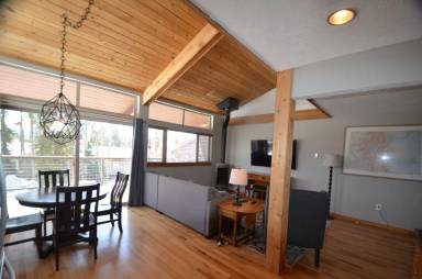 Main picture of 166 S Fuller Placer Rd