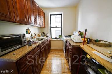 Main picture of 2111 27th St