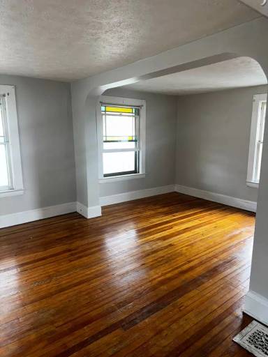 Main picture of 1423 Elmwood Ave