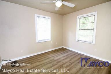 Main picture of 633 Leon St