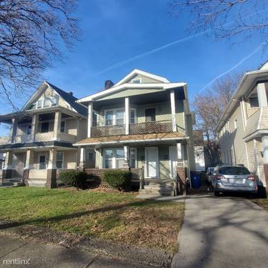 Main picture of 7320 Wakefield Ave